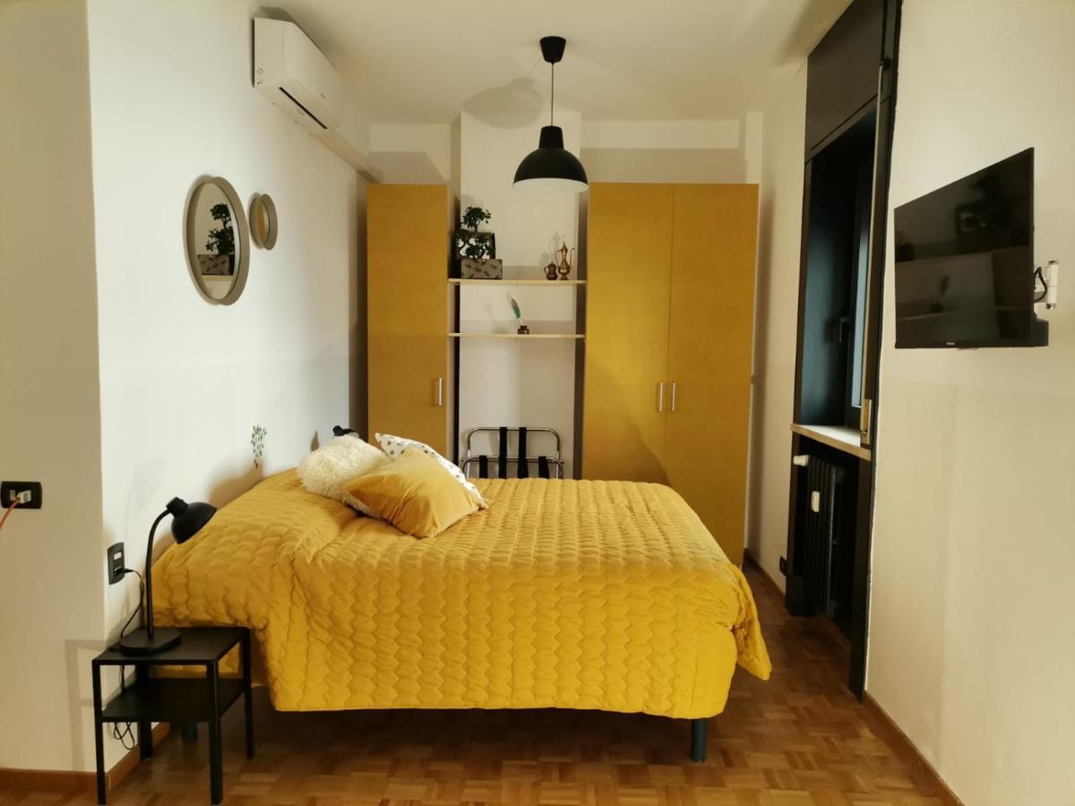 Guesthouse Tree Rooms Industrial Bergamo Eksteriør billede